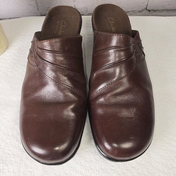WOMENS CLARK SLIP ON BROWN LEATHER MULES SMALL HEEL SIZE 8.5 EUC - Picture 4 of 9